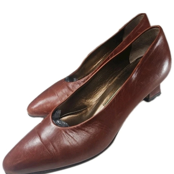 Cole Haan Brown leather VTG pump made in Italy Sz 5.5 Y2k Retro Boho Barbie[6C - Picture 2 of 7